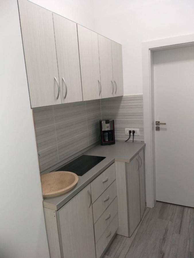 Frontal View By Twin Residence มามายา ภายนอก รูปภาพ